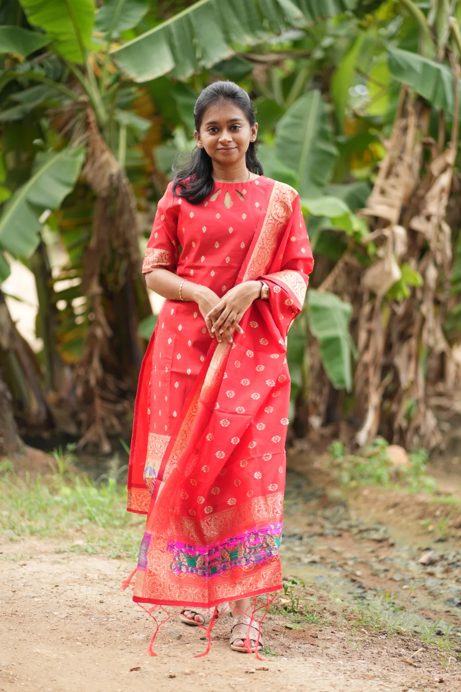 Dhanya Red Set