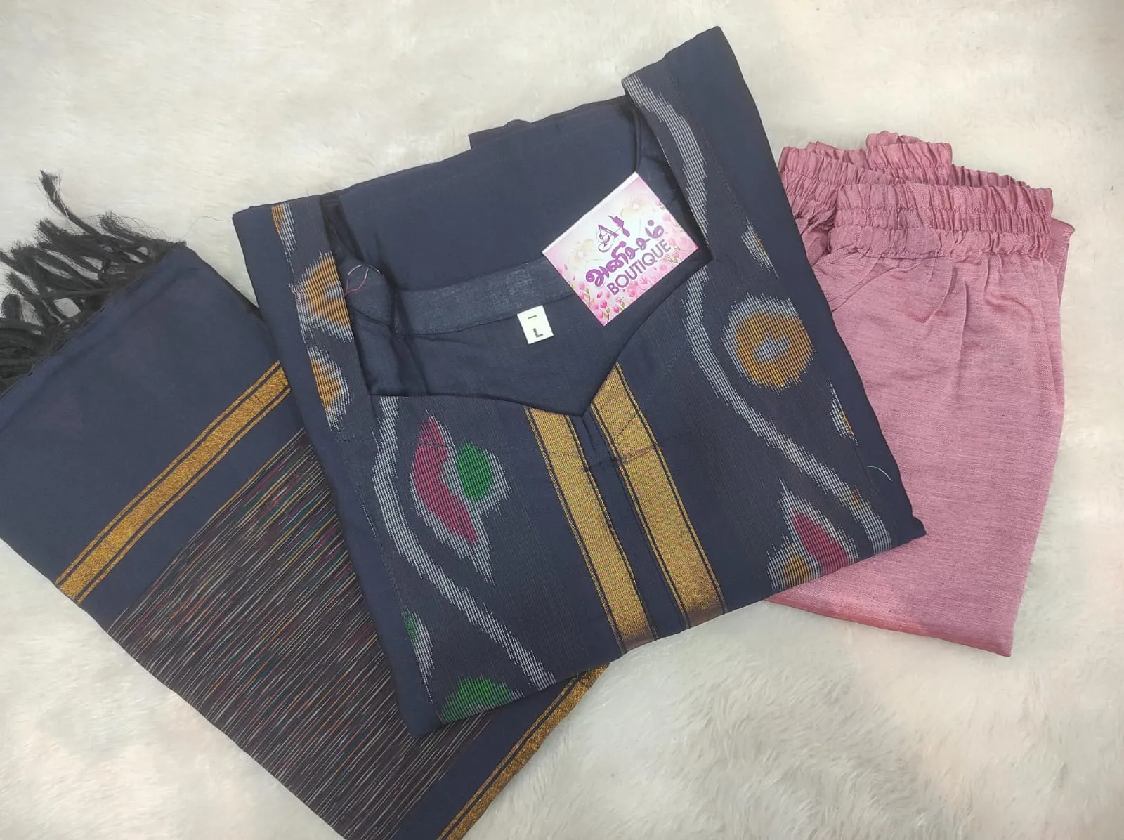 Chitki navy Set
