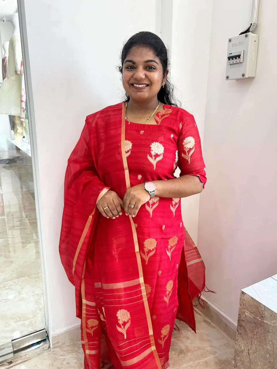 Red Banarasi Set
